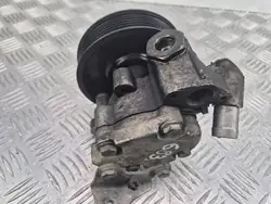 Pompe de direction assistée Mercedes-Benz A0054660301