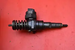Insprutningspump OEM 038130073AC för Seat Alhambra 1.9 TDI