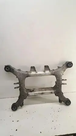 BMW F01 F02 Achterste slee kar OEM 6775884