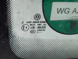 VW Polo 9N framruta OEM 43R-004525