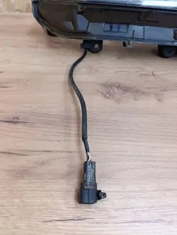 Farol direito LED OEM BCN64 para Lexus NX 2015-