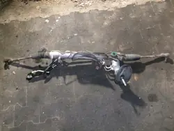 Hehkutulppa Ford Focus MK2 OEM 5M513200LHD