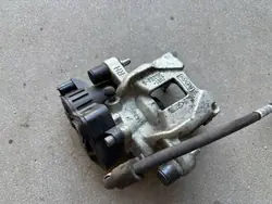 Pinça traseira direita Ford Kuga III 2021 OEM LX612D250BED