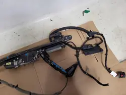 Türantrieb links hinten OEM 68369596AD