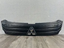 Grelha Mitsubishi OE 7450B540 para Eclipse Cross 21-