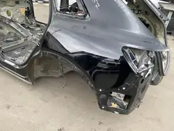 Painel lateral traseiro esquerdo Audi Q8 e-tron 2021 OEM 248902