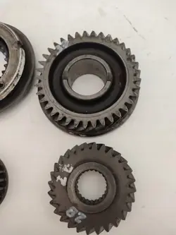 Roda 5ª marcha OEM 234406 233319 Peugeot Citroen