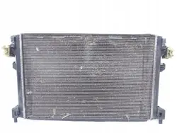Radiateur d'eau d'occasion OEM 5Q0121251FA pour VW Golf VII