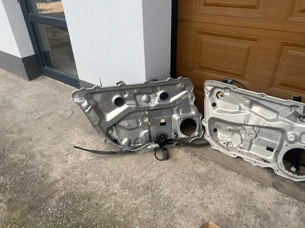 Audi A8 D3 Türschließmechanismus Komplettset OEM image 3