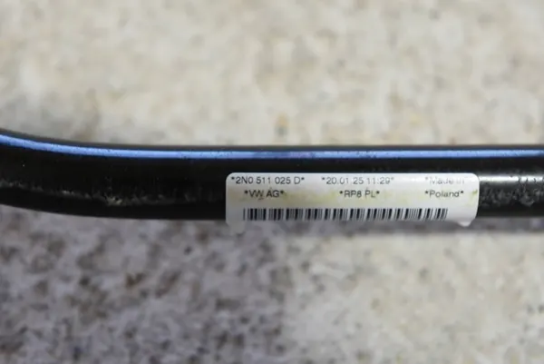 Barre stabilisatrice arrière OEM 2N0511025D image 4