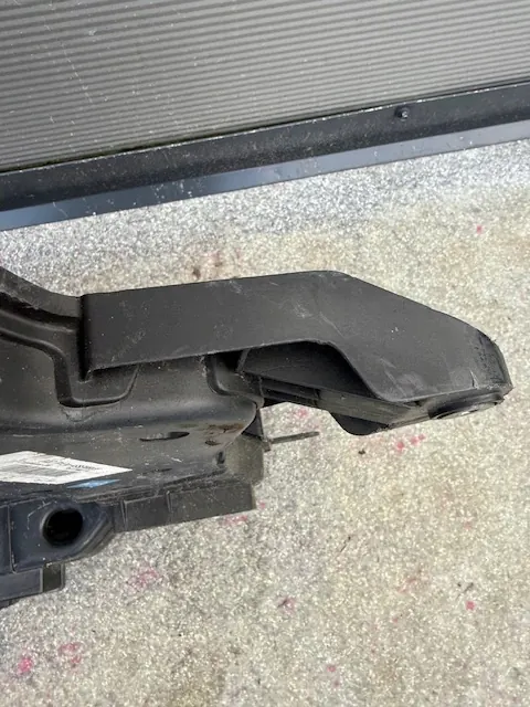 Frontverstärkungsleiste Nissan Juke II image 7