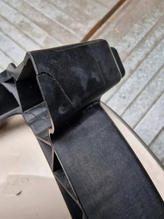 Lâmpada de Neblina Frontal Esquerda DAF XF 106 Euro 6 image 6