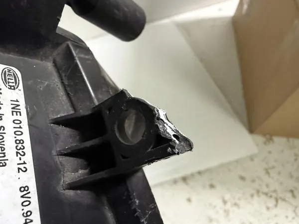 Farol Halógeno Direito AUDI A3 8V S LINE 12- OEM image 3