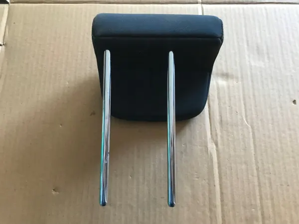 Encosto de cabeça traseiro central OEM para Toyota Yaris III 5D 2014-2017 image 4