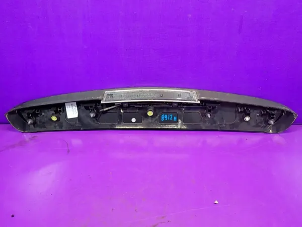 Spoiler traseiro Citroen C4 I 04-08 com luz de freio OEM 96811712 image 2