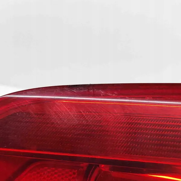 Luz de maletero derecha VW PASSAT B7 2012 3AE945094J image 5