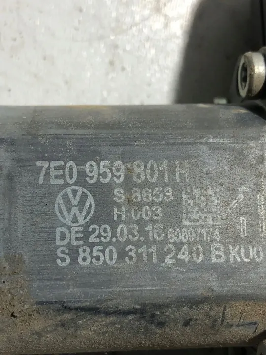 Pièce d'occasion Volkswagen OE 7E0959801H image 3