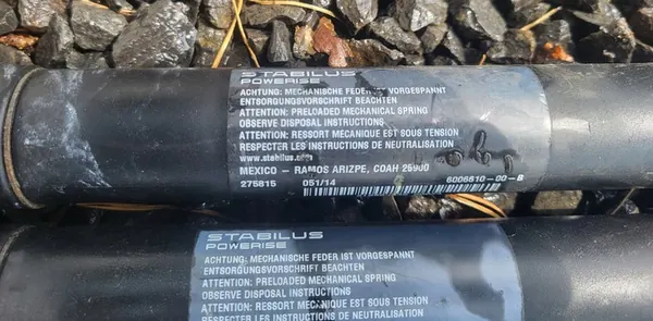 Höger baklucka aktuator Tesla Model S 6006610-00-B image 2