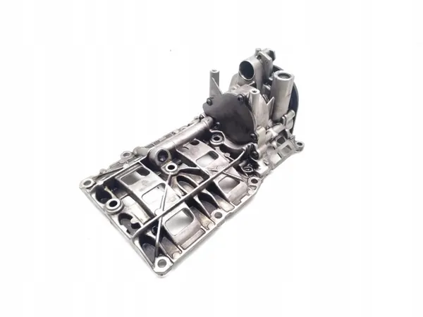 BMW X1 Öljypumppu OEM 8508629 18d Diesel image 3