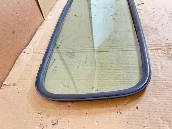 Fiat Ducato Heckscheibe OEM MAM74774 - Gebraucht image 5