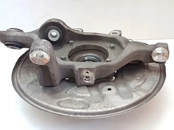 2014 Mercedes-Benz C W205 Mozzo ruota posteriore A2053500151 image 3