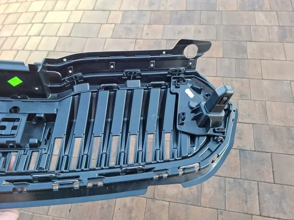Skoda Fabia 4 Grille OEM fabia 4 grill - Gebruikt image 5