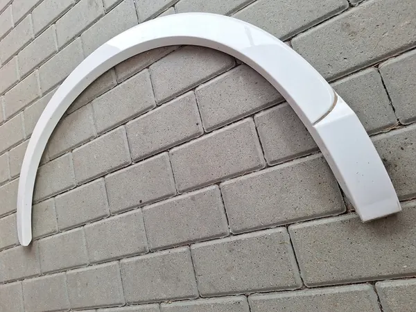 Vasen Takaluukun Reunus Audi Q3 8U image 3