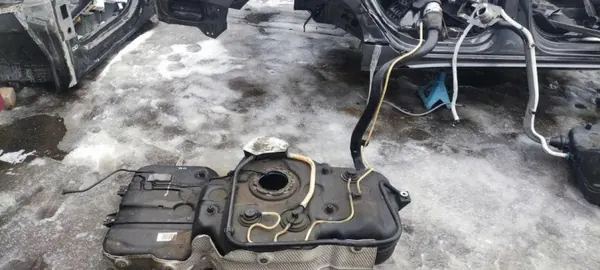 Réservoir carburant Audi Q5 SQ5 8R0201021CE Arrière image 2