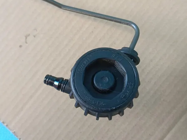 Parafuso purgador embraiagem OEM 1K0721468D para VW Tiguan image 6