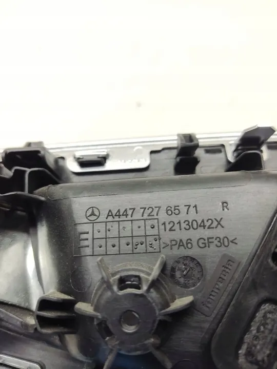 Mercedes-Benz Vito Viano W447 2018 Ovenkahva A4477276571 image 7