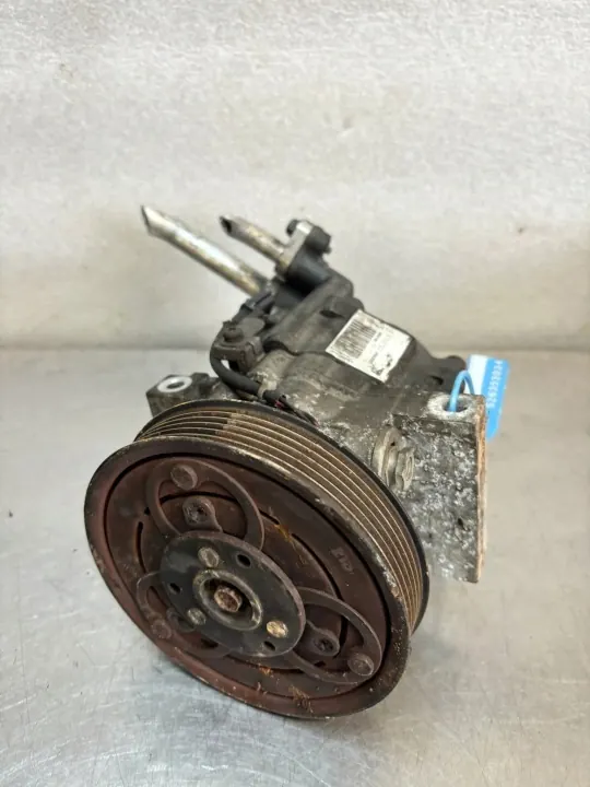 Dacia Sandero II AC-kompressor OEM 926009154R image 2