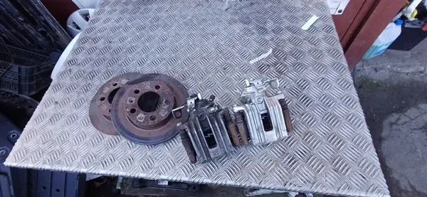 OEM 1JO Bremszangen hinten - Gebrauchte Audi OE image 10