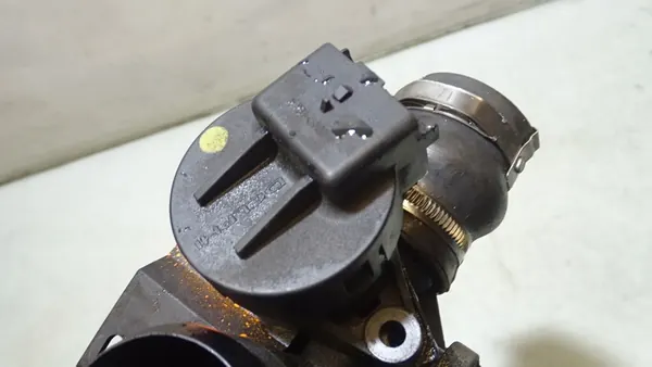 Drosselklappe Peugeot 407 1.6 HDI 9655971780 image 8