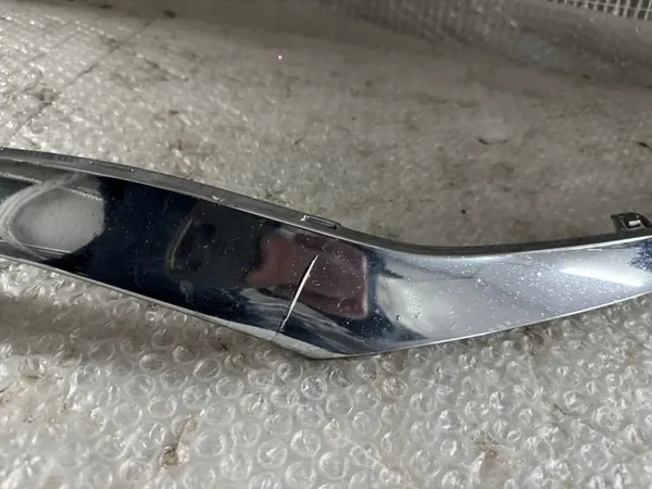 MERCEDES EKLASA W213 LISTA DE CROMO ESQUERDA image 2