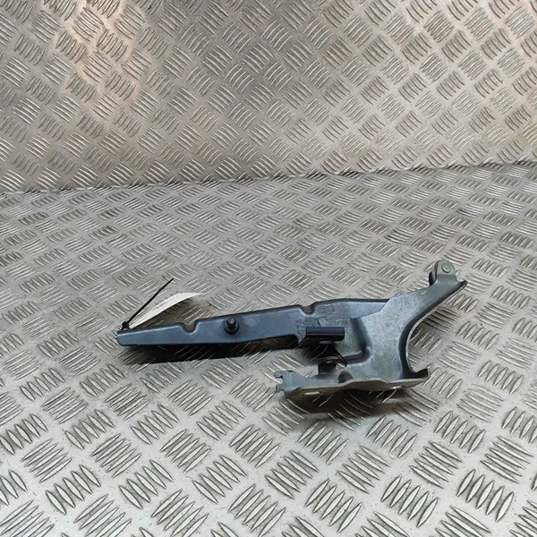 Bisagra de capó izquierda Volvo XC60 II image 2