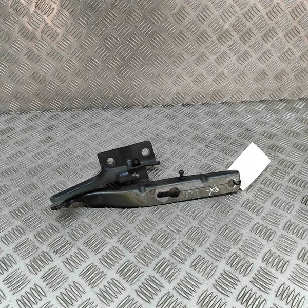 Bisagra de capó izquierda Volvo XC60 II image 4