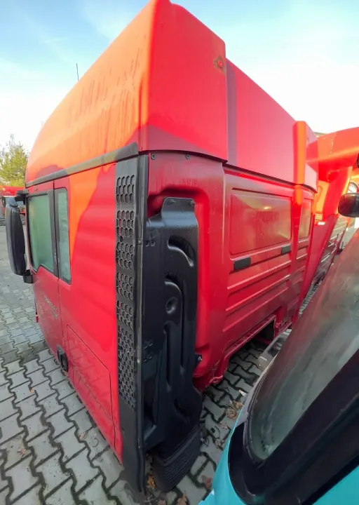 MAN TGX Euro 6 complete cabine cockpit OEM Kabina image 3