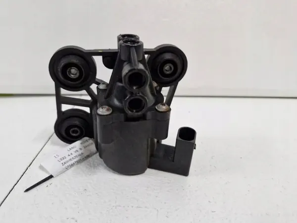Land Rover OE Ophangingsklep OEM 675447801 image 3