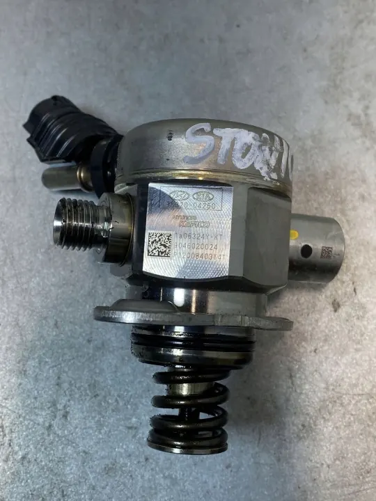 Kia Stonic Bränslepump OEM 9046020024 - Begagnad image 7