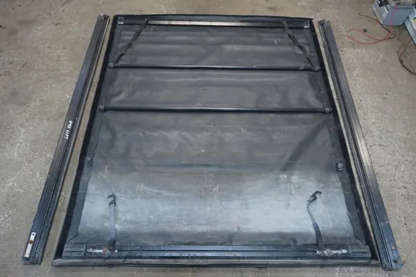 Nissan D40 Planka Peite OEM - Käytetty Kunnossa image 10