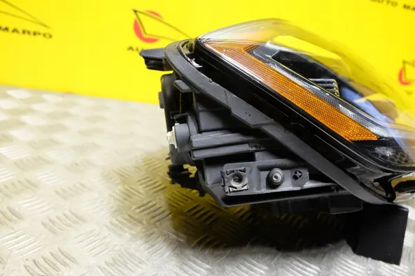 VW GOLF 7 LIFT 2016 Farol Full LED Direito OEM image 4