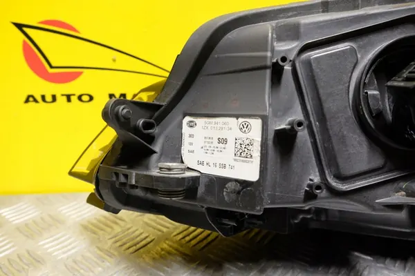 VW GOLF 7 LIFT 2016 Farol Full LED Direito OEM image 9