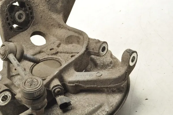 Pivot arrière gauche Volvo S90 V90 OEM 31658529 image 3