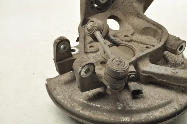 Pivot arrière gauche Volvo S90 V90 OEM 31658529 image 7