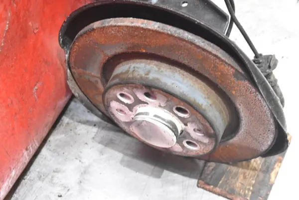 Essieu arrière OEM mamAUTO-1058755 pour Opel Corsa E image 4