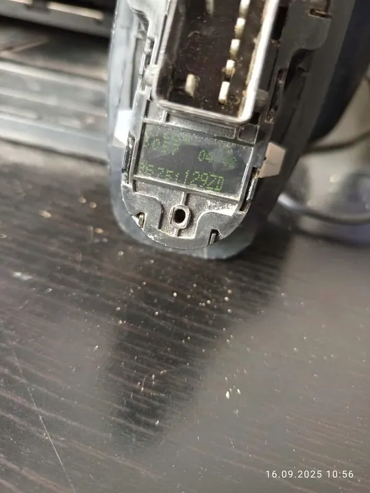 Raam Schakelaar Peugeot 208 2008 3008 5008 2018 OEM image 3