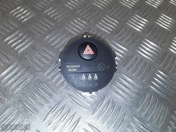 Interruptor Toyota Yaris OEM 839500d050a - Usado image 2