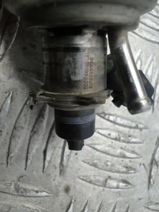AdBlue-Pumpe OEM 8514446 für BMW 5 G30 2.0D 2021 image 4