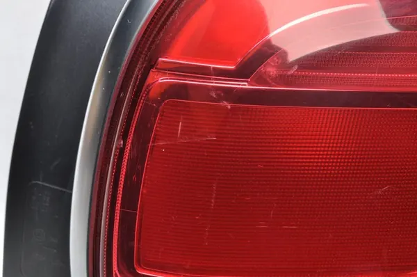 FIAT 500L Lámpara Trasera Derecha 51945058 image 5