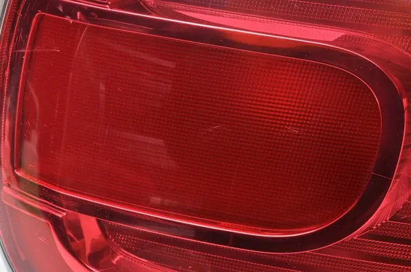 FIAT 500L Lámpara Trasera Derecha 51945058 image 6